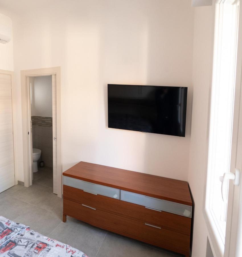 Villino Cavour Apartment Rimini Luaran gambar